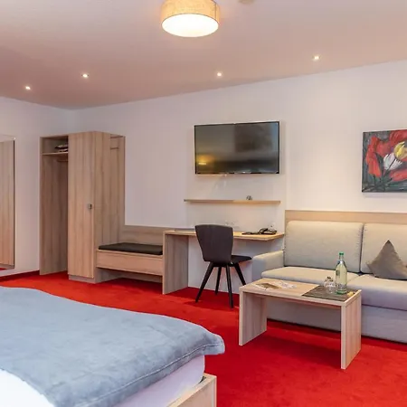 Hotel Eyachperle 2*