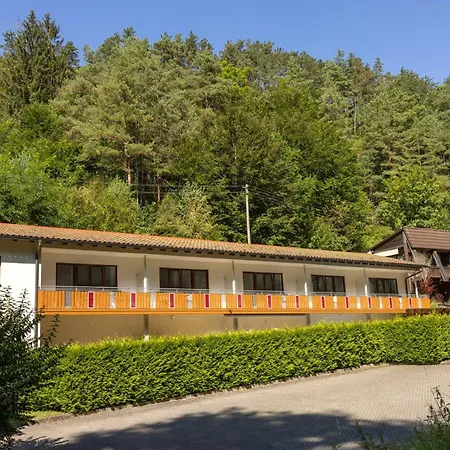Hotel Eyachperle 2*
