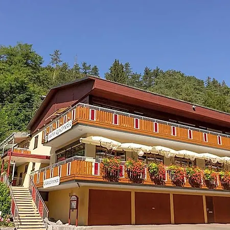 Hotell Eyachperle 2*